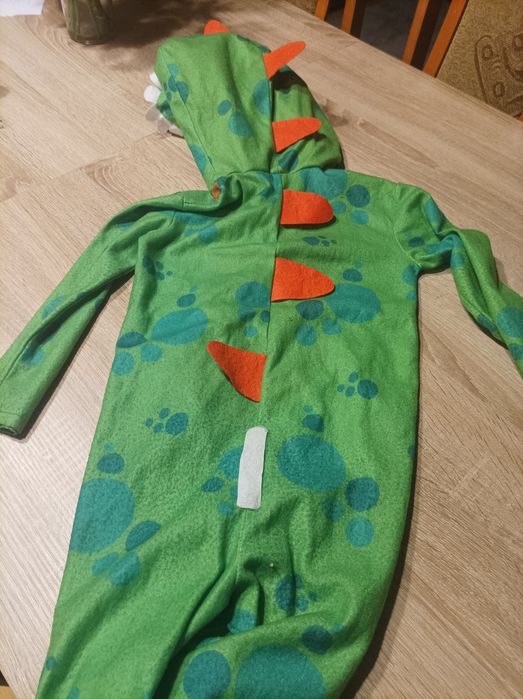 Strój karnawałowy, przebranie, kostium smoka, dinozaura rozmiar.ok 116
