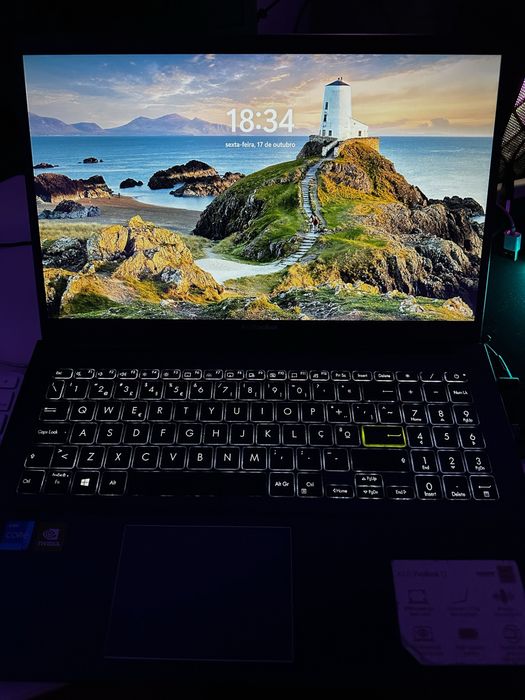 Portátil Asus VivoBook