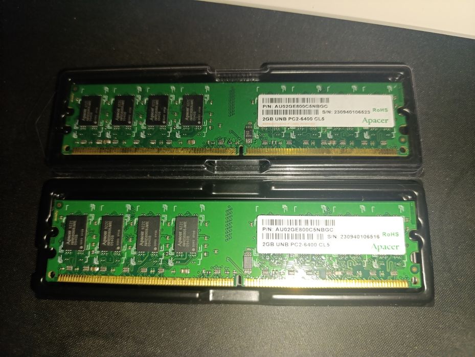 Продам DDR2 RAM Apacer 2GB PC2-6400 CL5 — комплект 4GB
