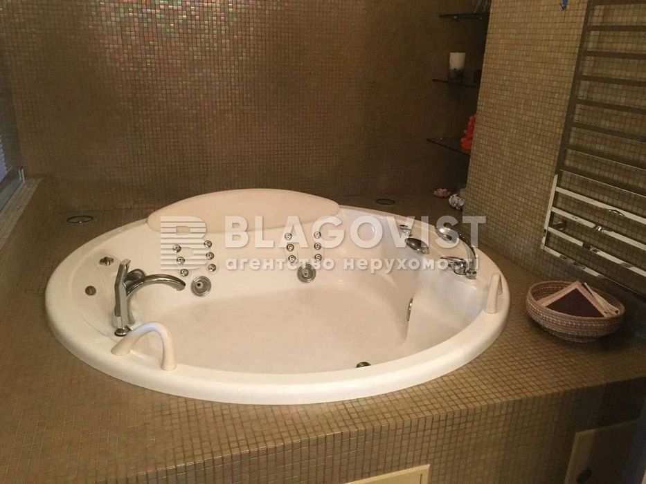 Продаж 4к кварт Івасюка Героїв Сталінграда,10А Оболонь