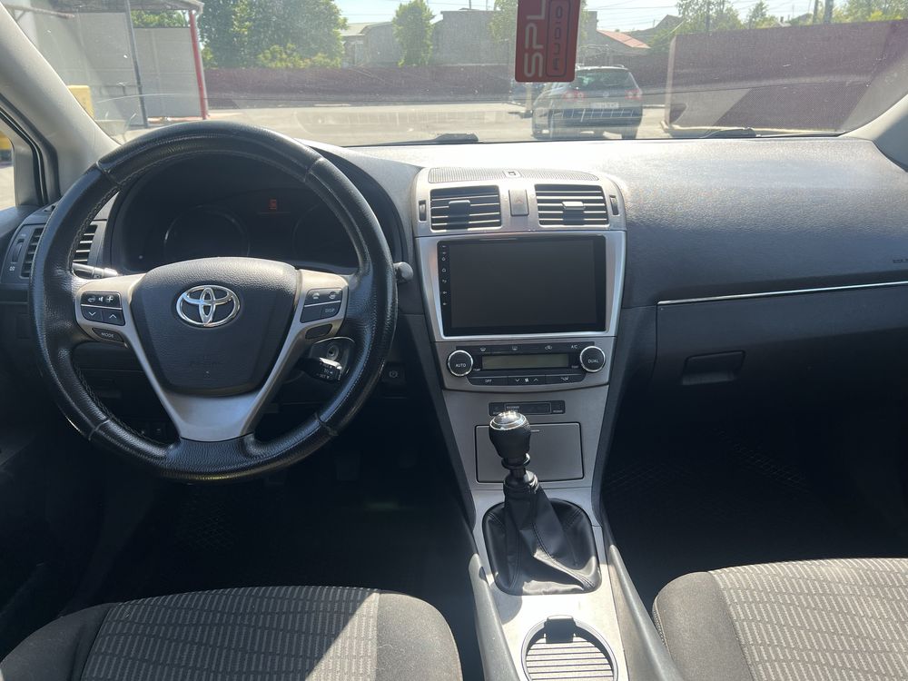 Toyota Avensis  2.2 Диз 2011г Обесшумлена