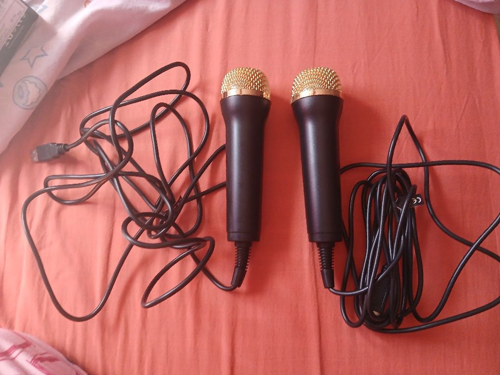 Jogo mais microfones ps4