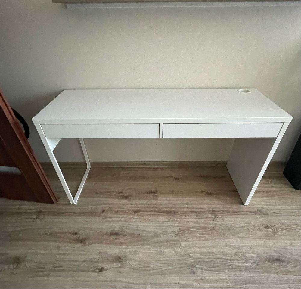 Biurko toaletka ikea micke