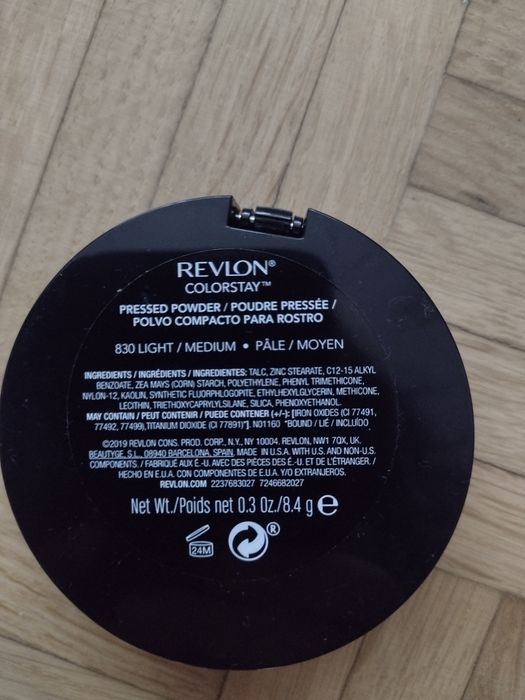 Puder prasowany RevlonColorstay