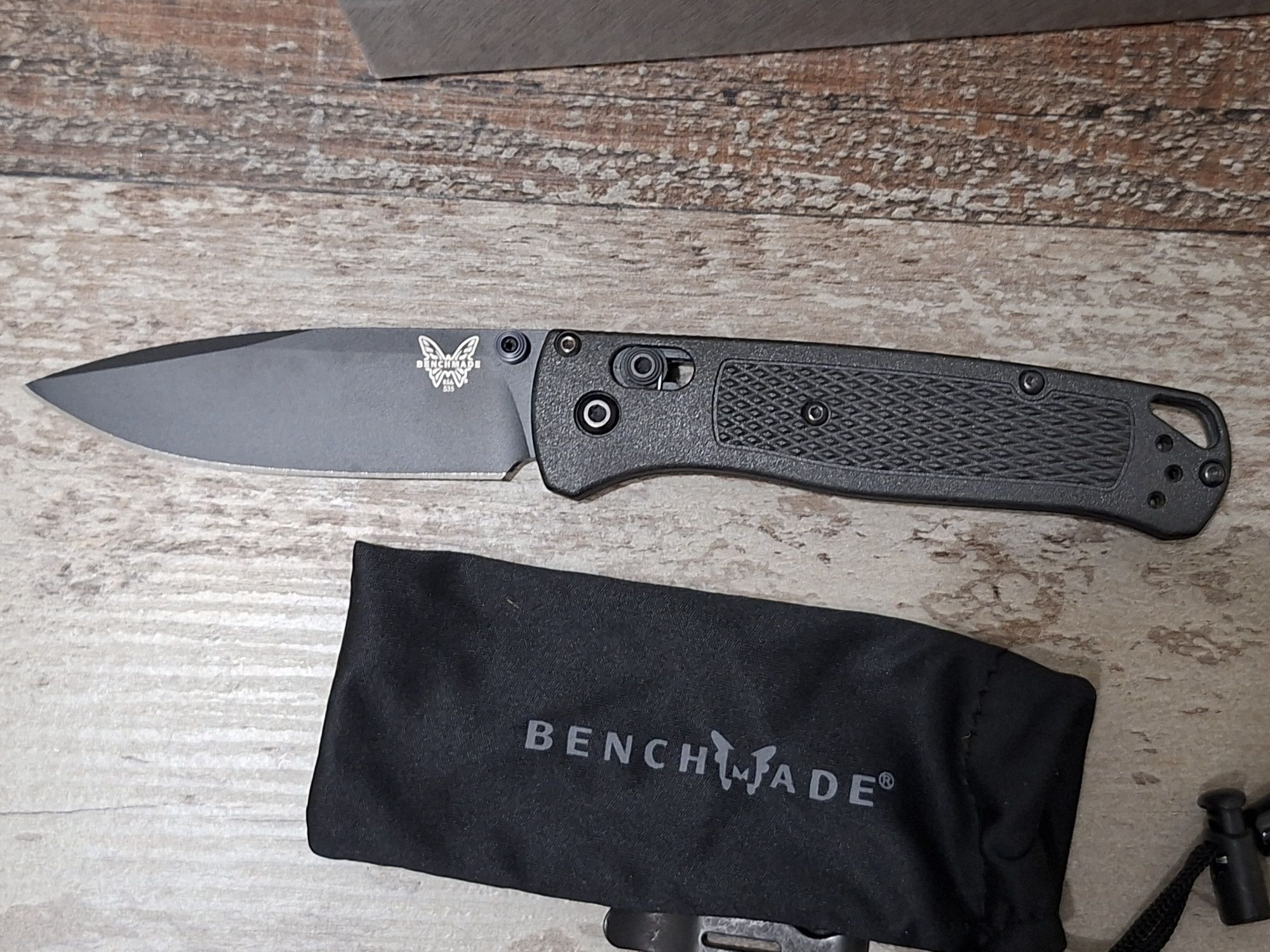 benchmade bugout black