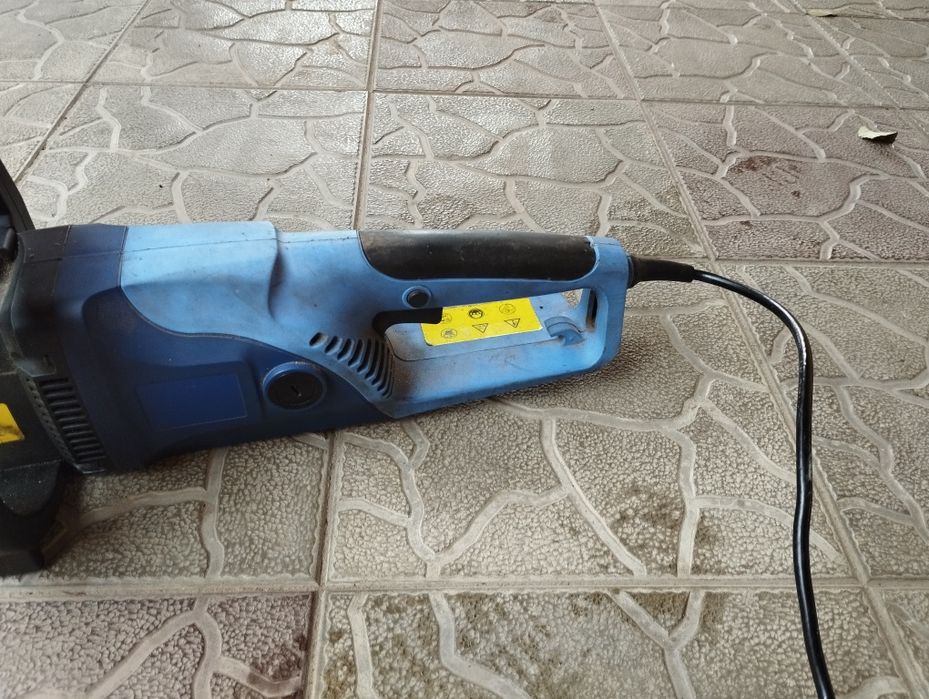 Електропила ланцюгова Вітязь б/у