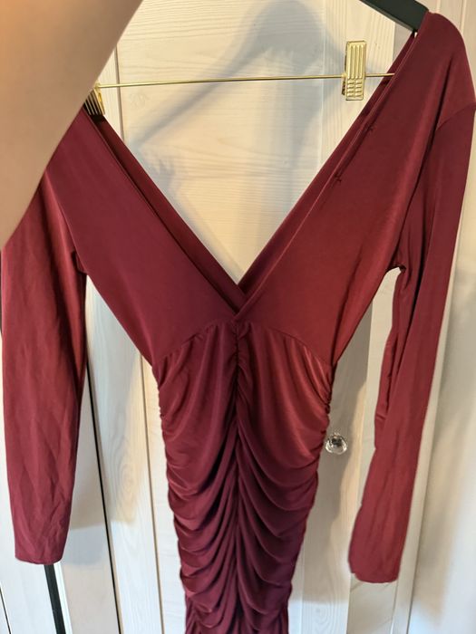 Sukienka damska bordowa fioletowa z marszczeniem drapowaniem seksowna