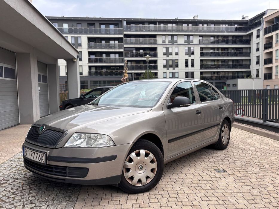 Skoda Octavia 1.6 102KM LPG 1. Wł. Salon Polska Bezwypadkowy 2 kpl opon !