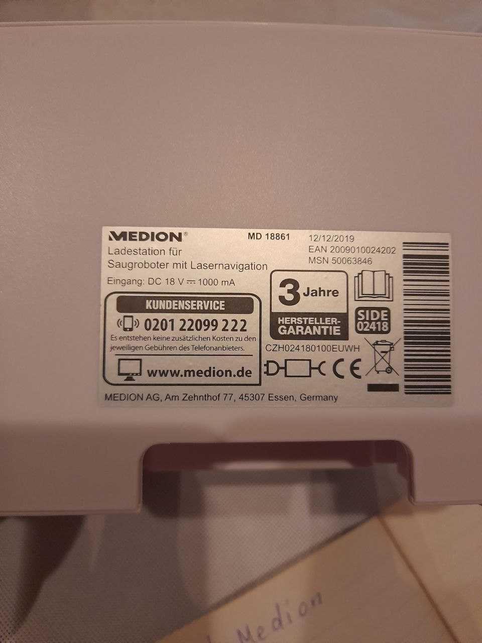 Robot sprzątający Medion MD18861.