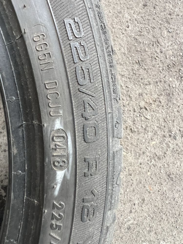 Opony letnie 4szt.225-40R18 Uniroyal,b.ladne 150 zl