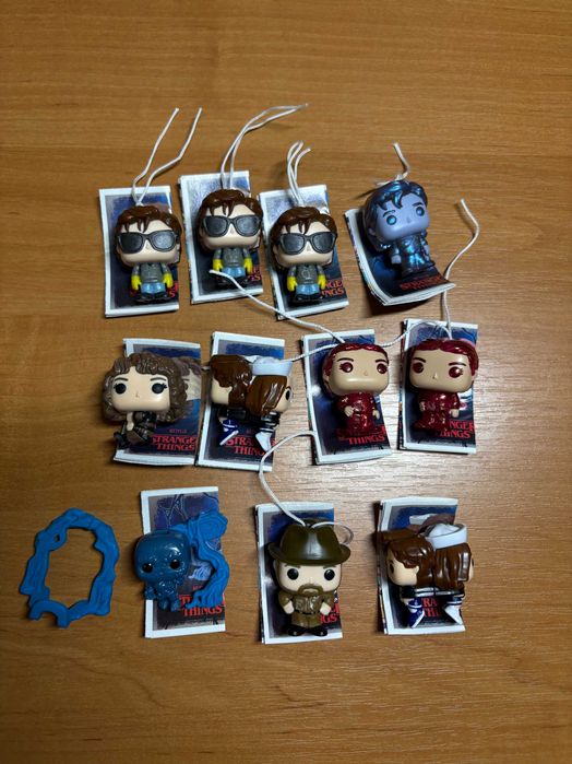 Фігурки Kinder Joy із серіалу Stranger Things