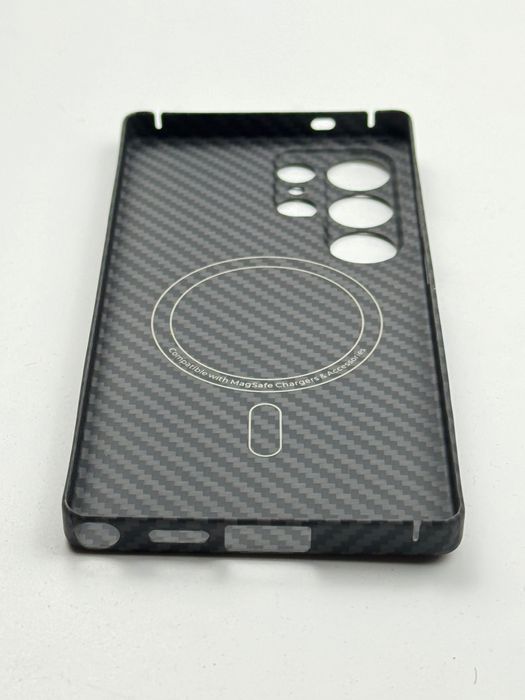 Карбоновый чехол для Samsung Galaxy S25 Ultra + MagSafe магнит