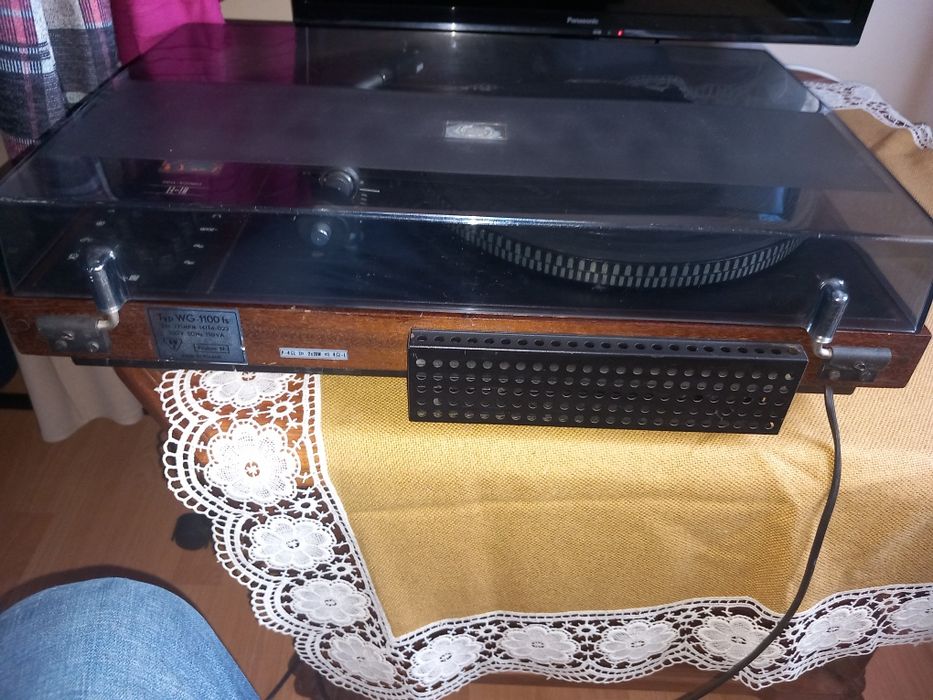 Gramofon Daniel ze wzmacniaczem