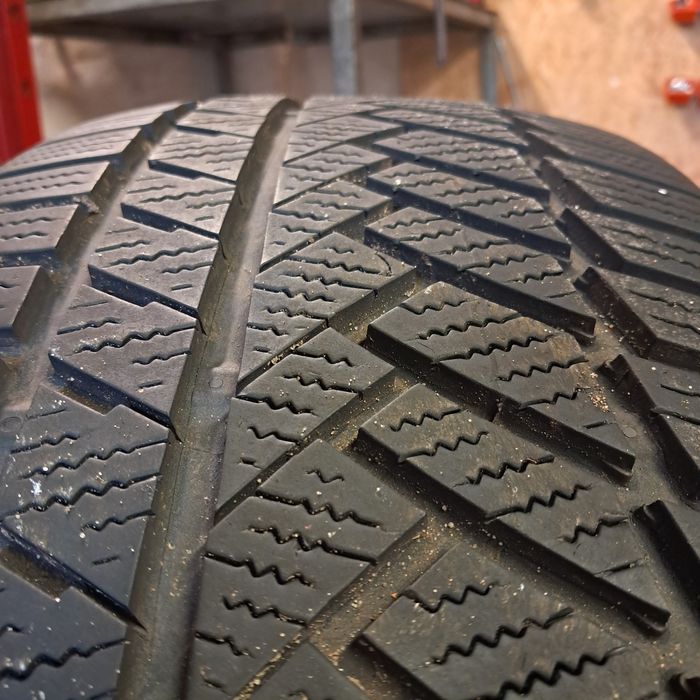 Opona Continental wintercontact ts850p