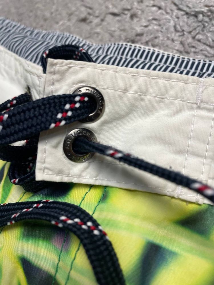 Шорты Tommy Hilfiger