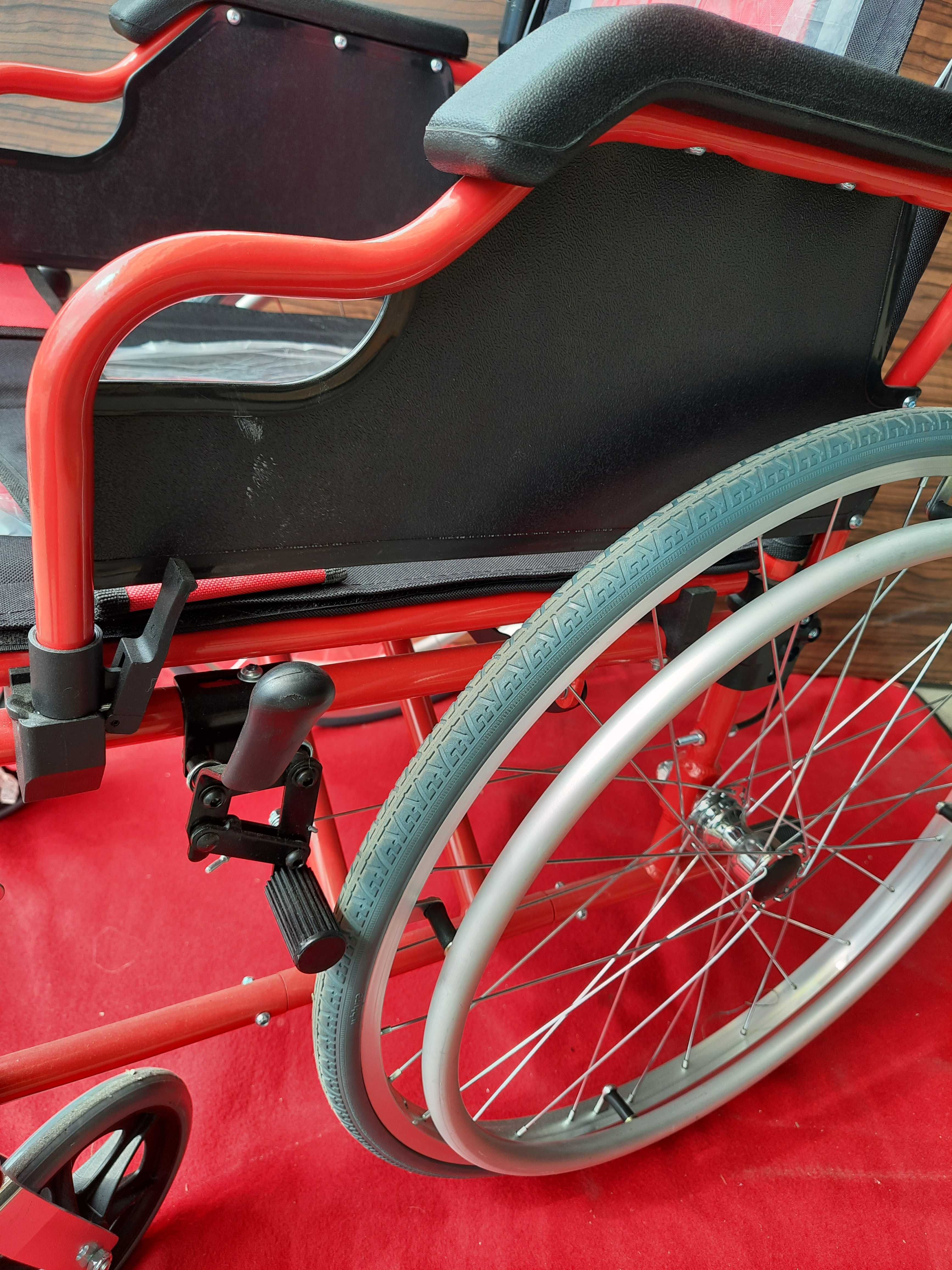 Wózek inwalidzki MOBICLINIC Torre