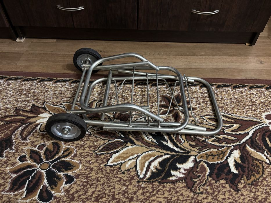 Возок , тележка ,, кравчучка ‘’ в идеальном состоянии новая