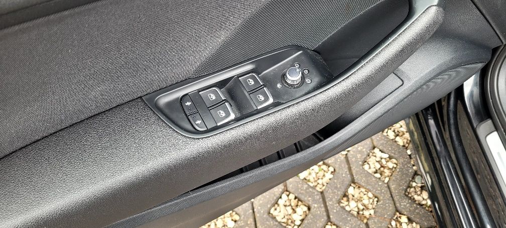 Audi A3 v8 sportback czarny