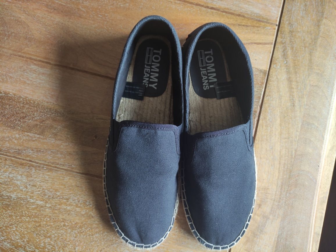 Espadryle Tommy Hilfiger r.45, bdb (nowe bez metki)