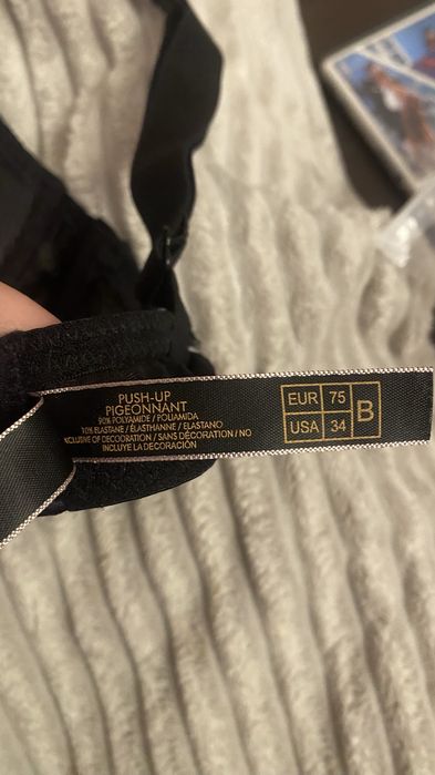 Новий комплект Victoria’s Secret