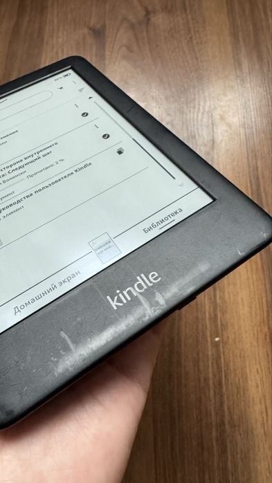Сенсонра електронна книга Kindle 10gen з підсвіткою та обкладинкою