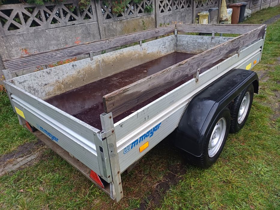 Profesjonalna przyczepa dwuosiowa WM MEYER, DMC 2000kg, nadstawką.