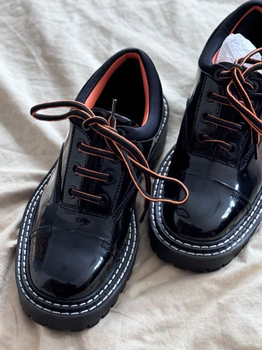 Жіночі оксворди PRPY