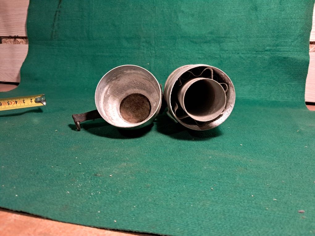 Stary Pojemnik z aluminium