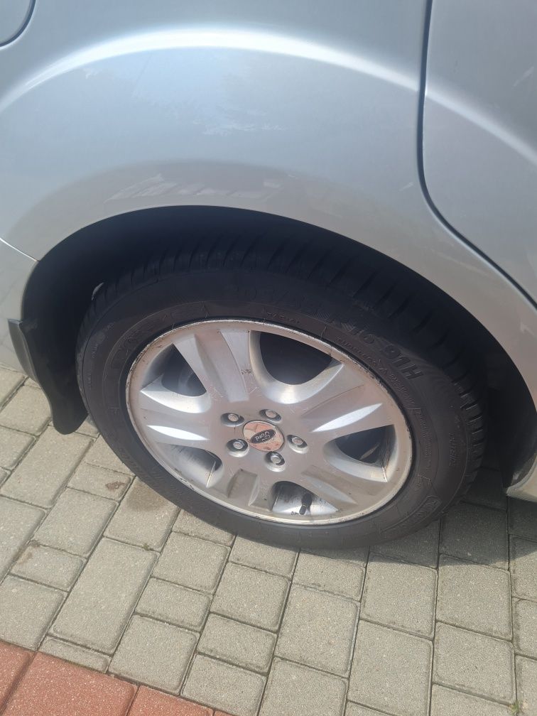 Komplet Kół letnich. Felgi 5x108 ford z nakrętkami i nowymi oponami Ko