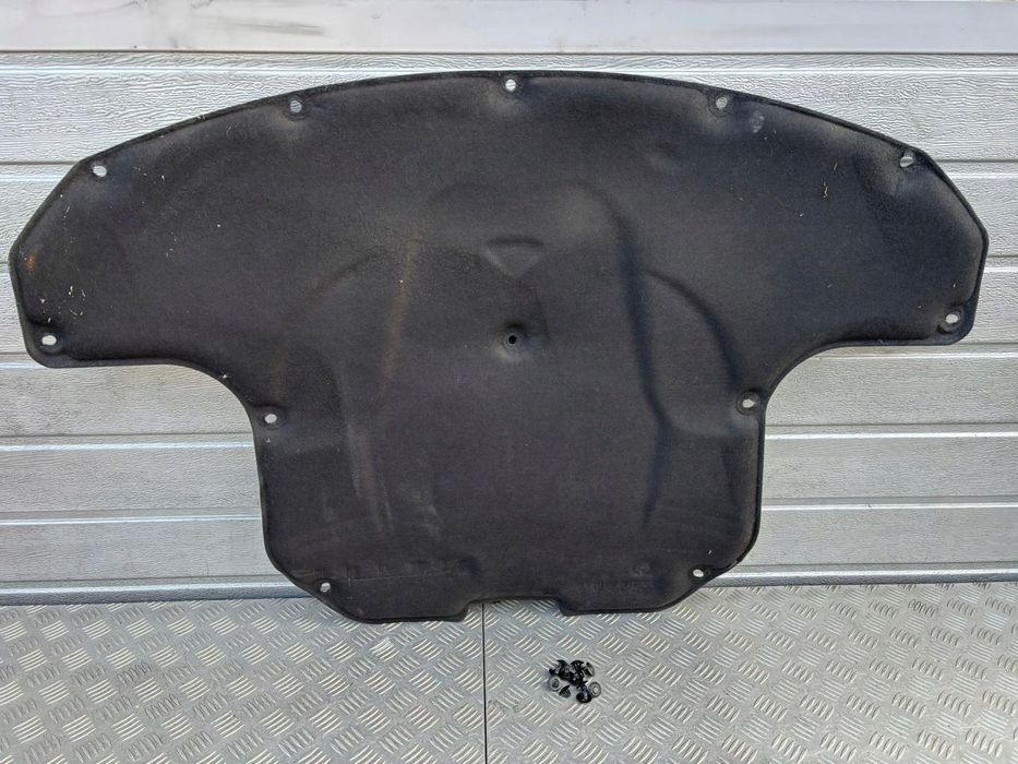 MERCEDES E-KLASA W213 213 WYGŁUSZENIE MASKI KOŁKI ORYGINAŁ