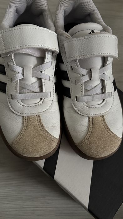 Snakersy Adidas rozmiar 32
