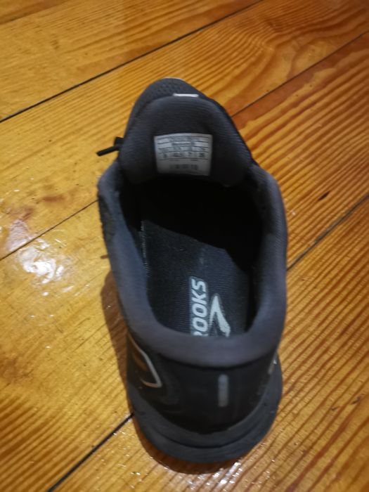 Кросівки для підлітка