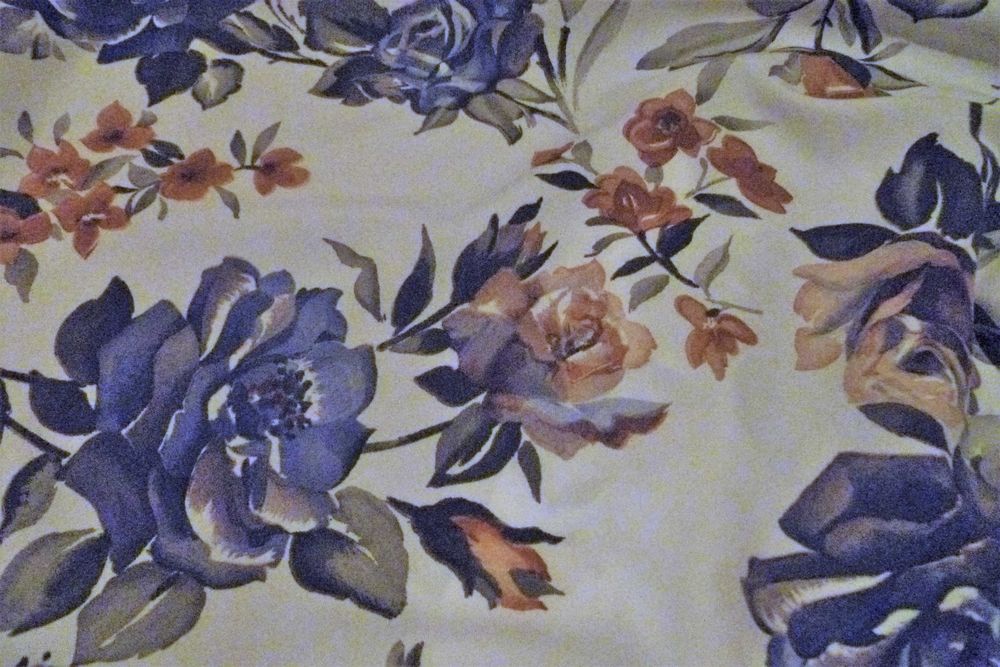 tecido estampado viscose 1,50m largura 5,00 €/ metro