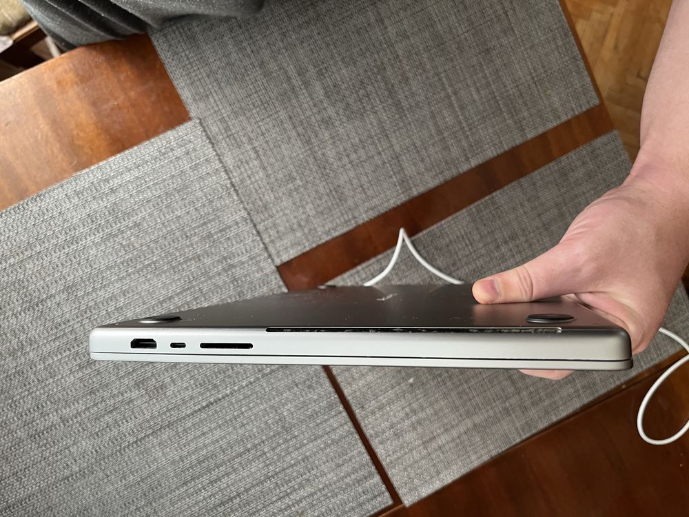 Apple MacBook Pro 16″ M1 Pro 32Gb RAM, 512 Gb 2021р space gray