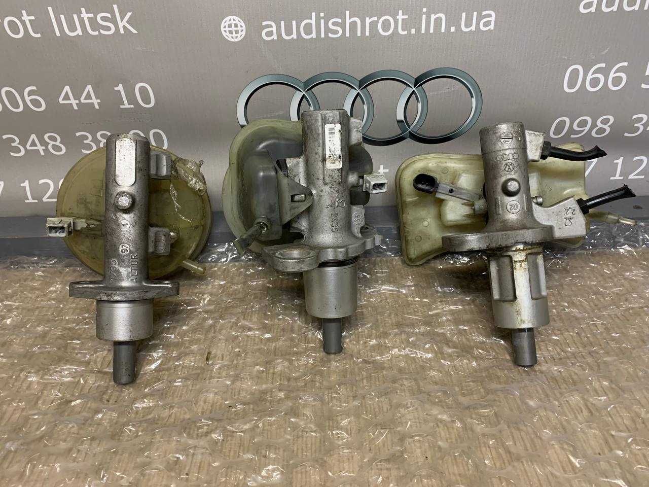Головний гальмівний цилідр Audi A6 C5 C6 A4 B6 B7 VAG VW SKODA цилиндр