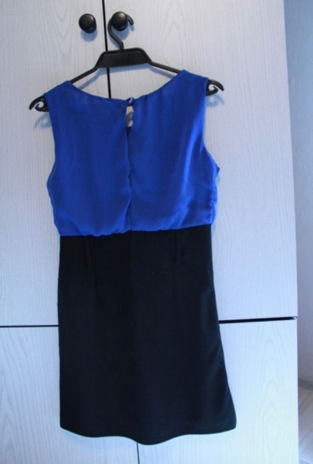 Sukienka czarno-niebieska