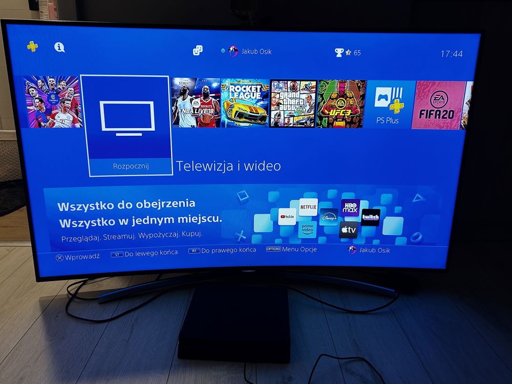 Konsola PS4 Slim 1TB + Pad + Fifa 20