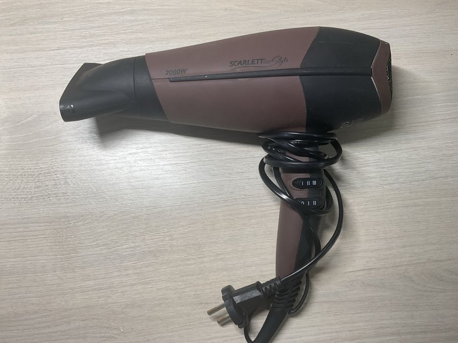 Фен Scarlett  2000w