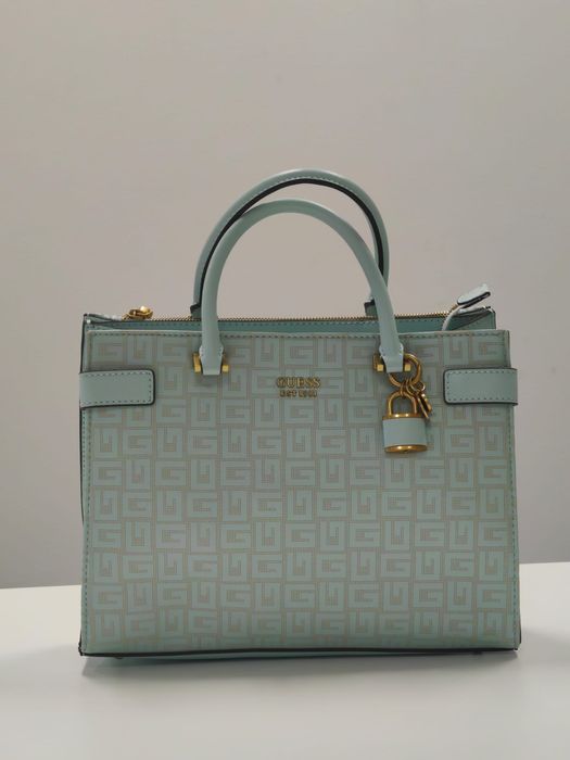 Mala azul da Guess