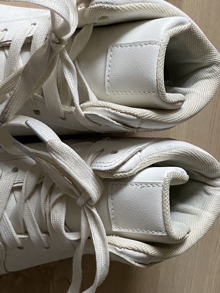 Sneakersy buty za kostkę 40 białe