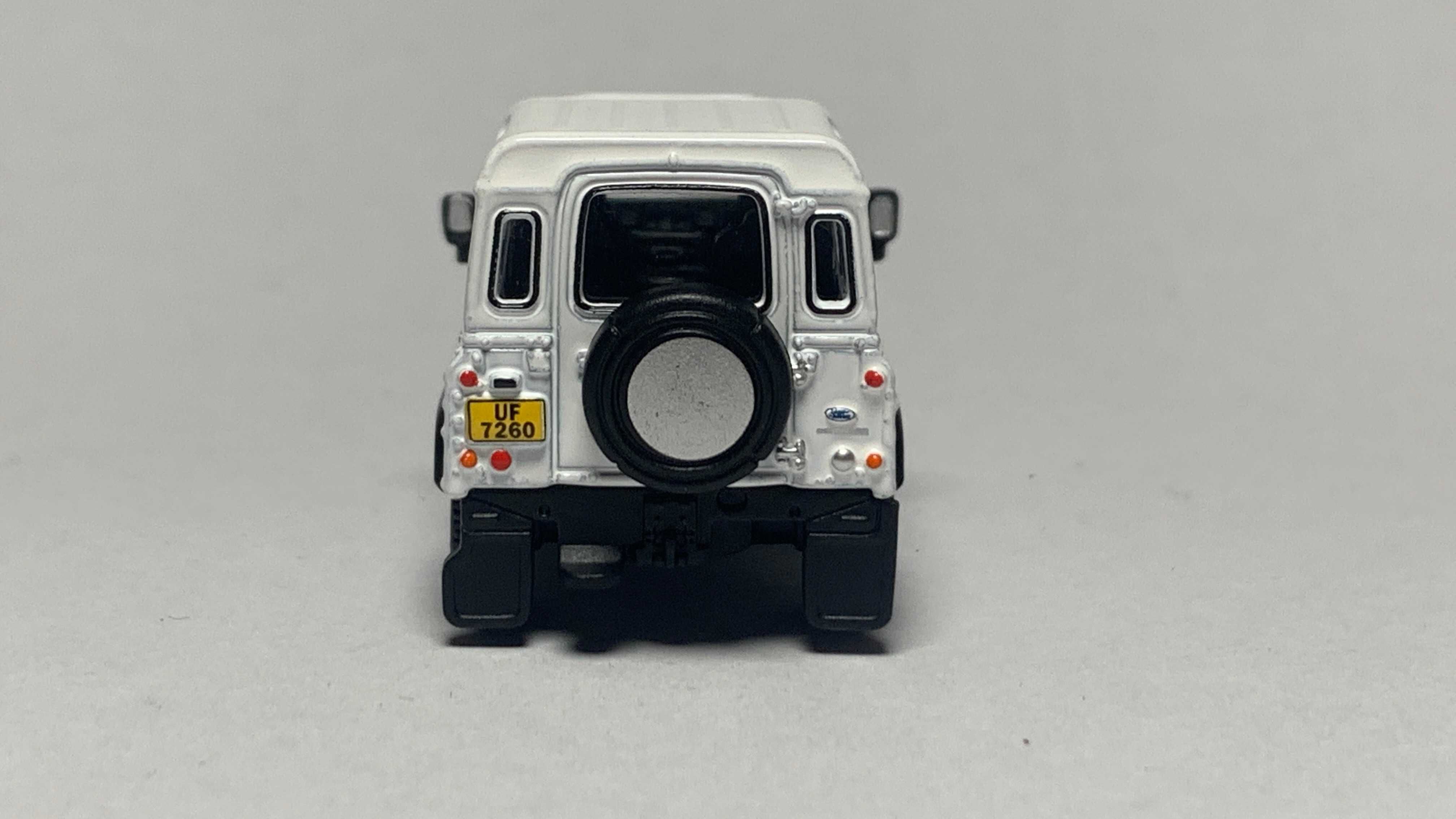 Land Rover Defender Model Kolekcjonerski 1:76