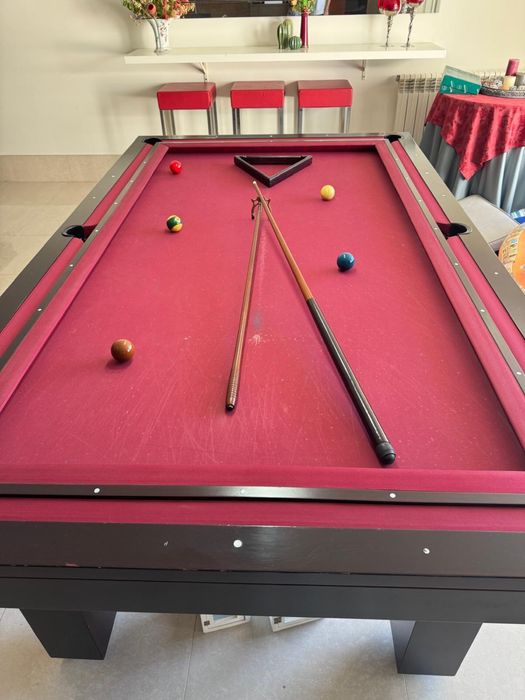 Mesa de bilhar normal. Livre