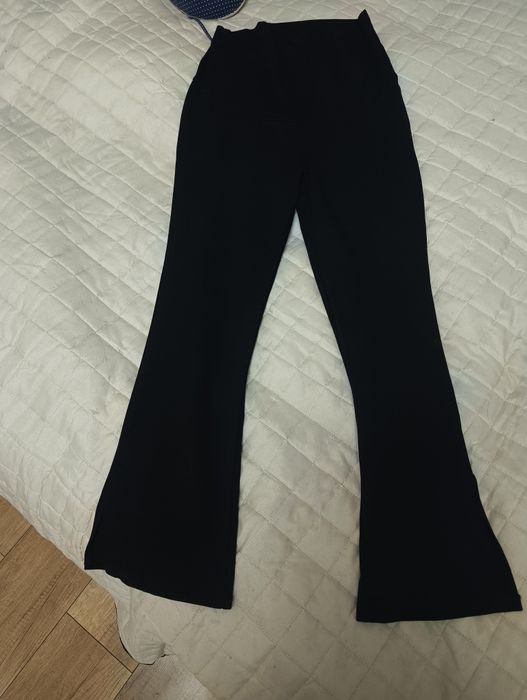 Spodnie ciążowe dzwony