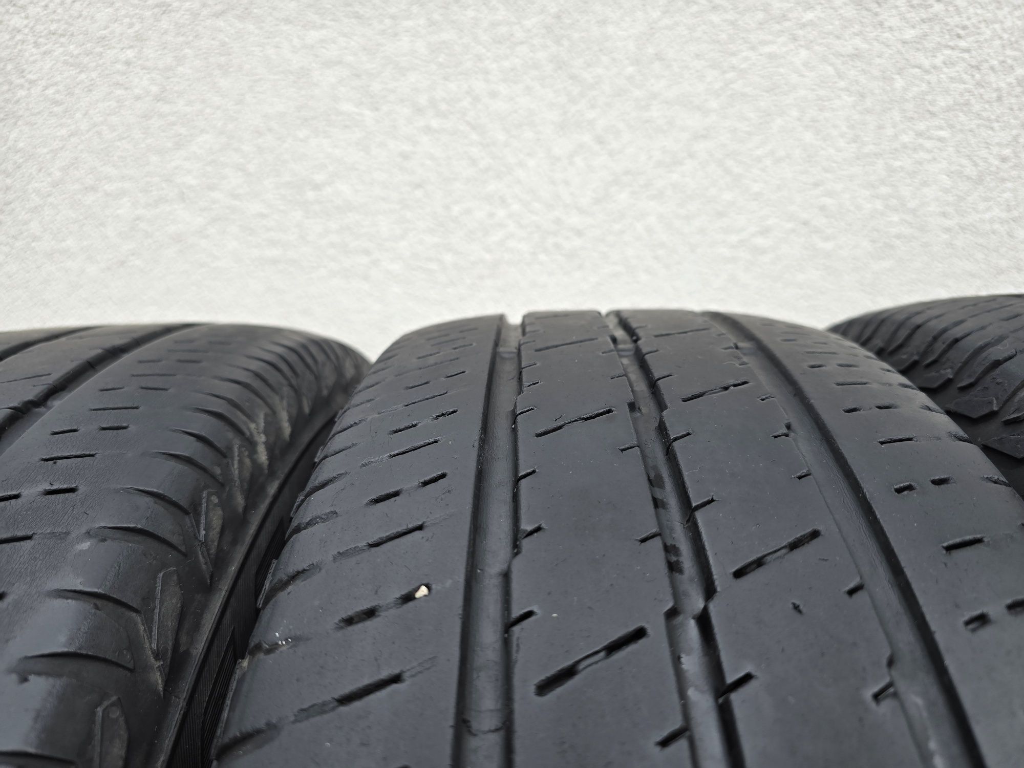 Opony Continental 215/65 R 16c letnie