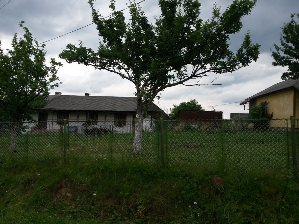 Продажа дома будинка с земельным участком Сходница східниця