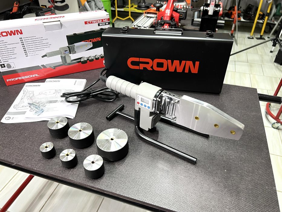 Паяльник для труб CROWN CT19032MC Дисплей 800 Вт 20-63 мм