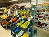 Prateleiras para caixas de frutas p/ Mercearia à Venda – Imperdível!