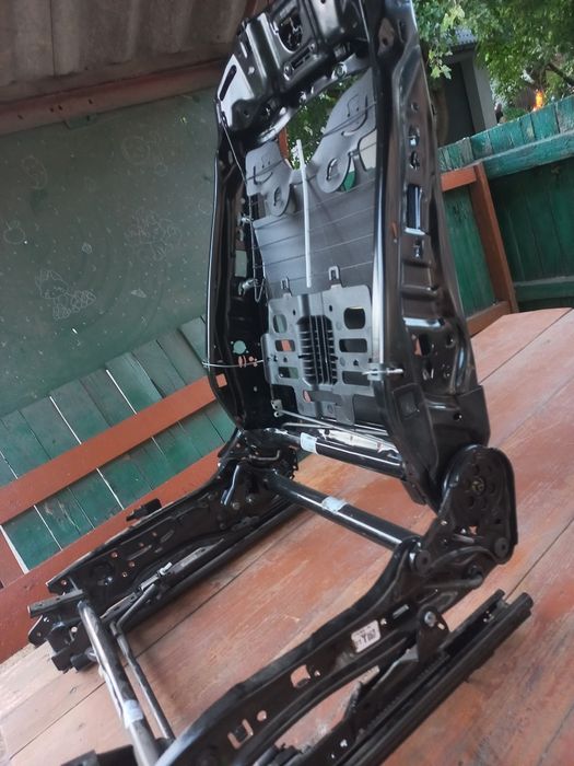 Каркас сидіння переднього пасажира механічне Volkswagen tiguan allsp