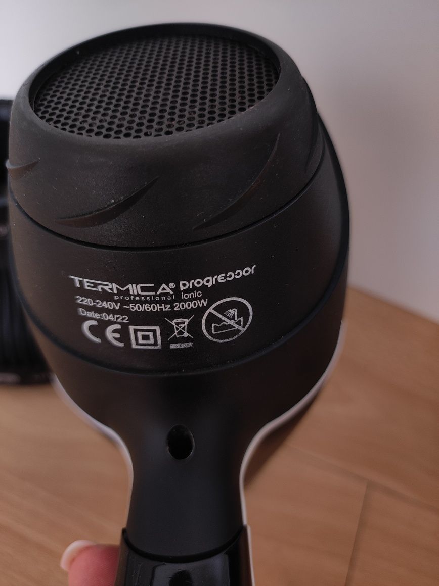 Suszarka do włosów Termika Progressor Ionic 2000W z dyfuzorem