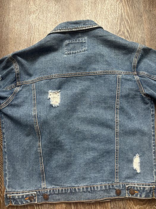жіноча джинсова куртка розмір С
